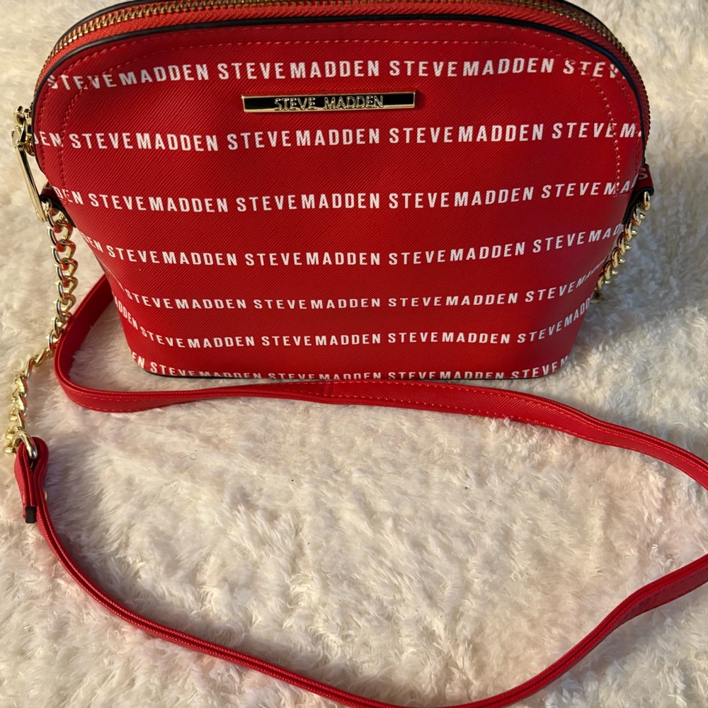 Steve Madden Red and Gold Crossbody Bag with Bold Design